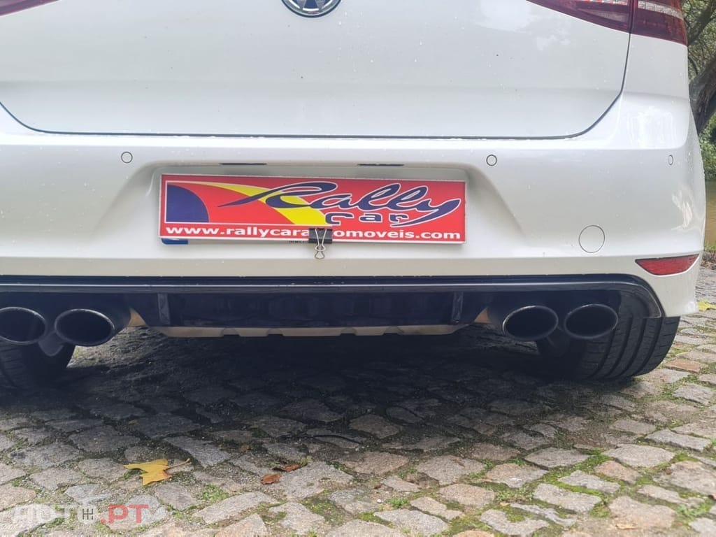 Volkswagen Golf 2.0 TSi R
