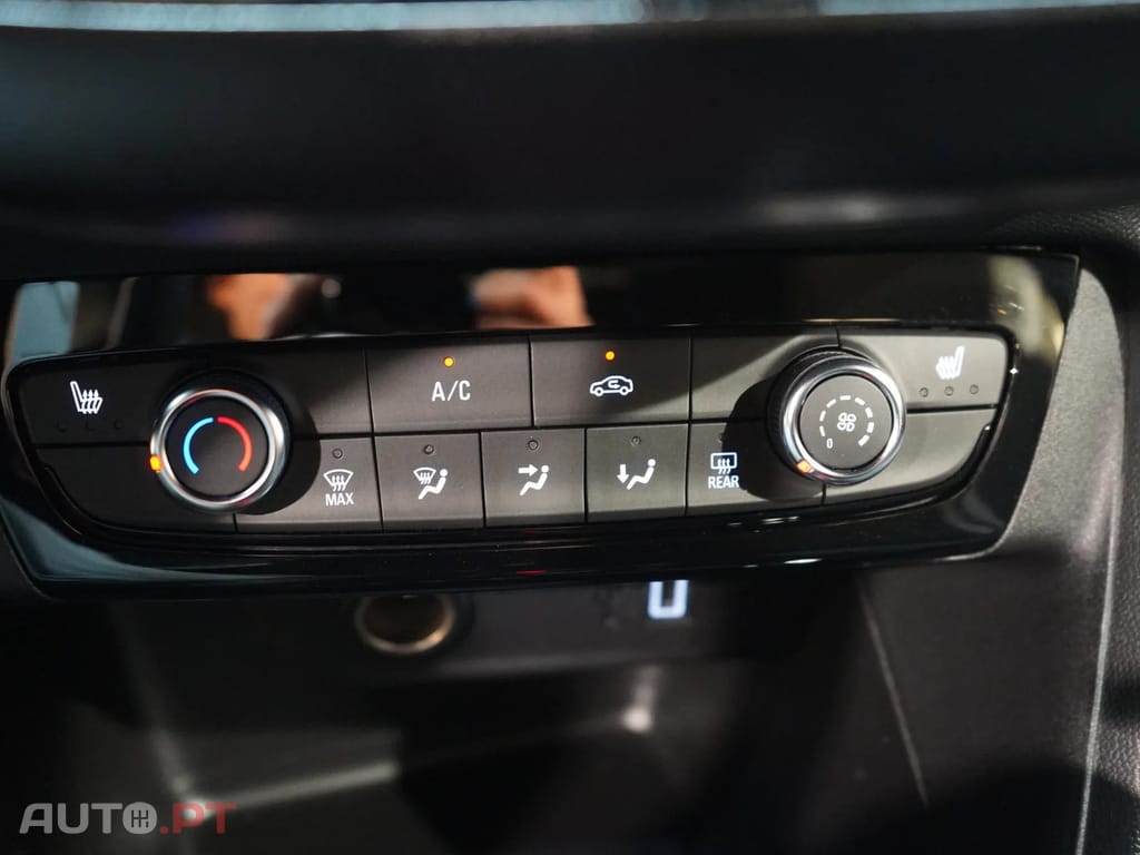 Opel Corsa 1.2 T Hybrid GS eDCT