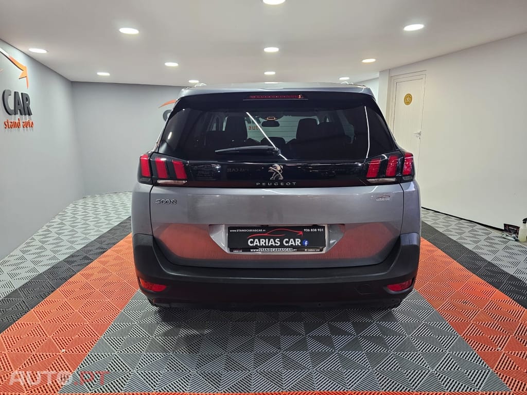 Peugeot 5008 1.5 BlueHDi Allure EAT8