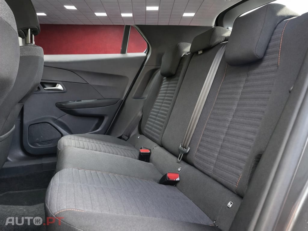 Peugeot 2008 1.2 PureTech Active Pack EAT8