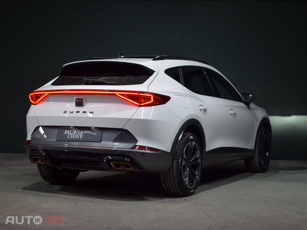 Cupra Formentor 1.4 Hybrid -Teto Panoramico e de abrir