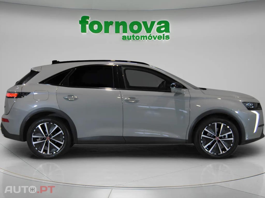 DS DS7 E-Tense Performance Line