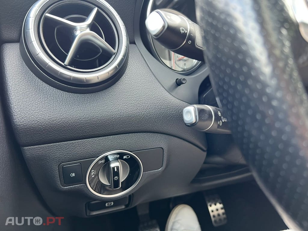 Mercedes-Benz CLA 200 CDi AMG Line