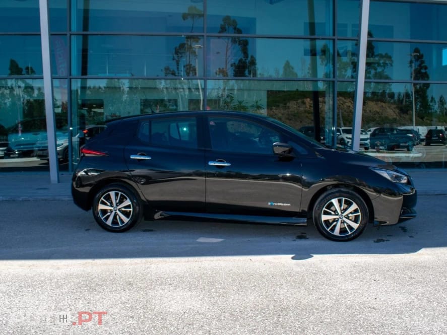 Nissan Leaf Acenta 40kWh
