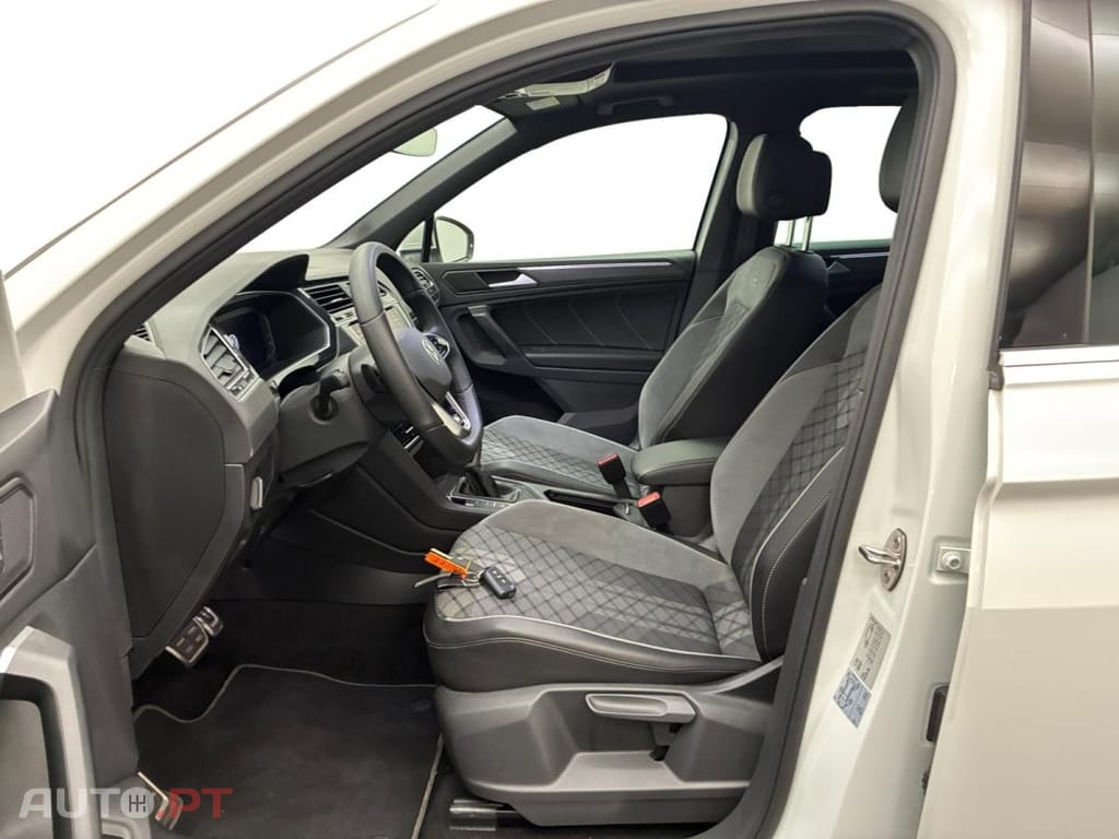 Volkswagen Tiguan 1.4 TSI eHybrid R-Line DSG