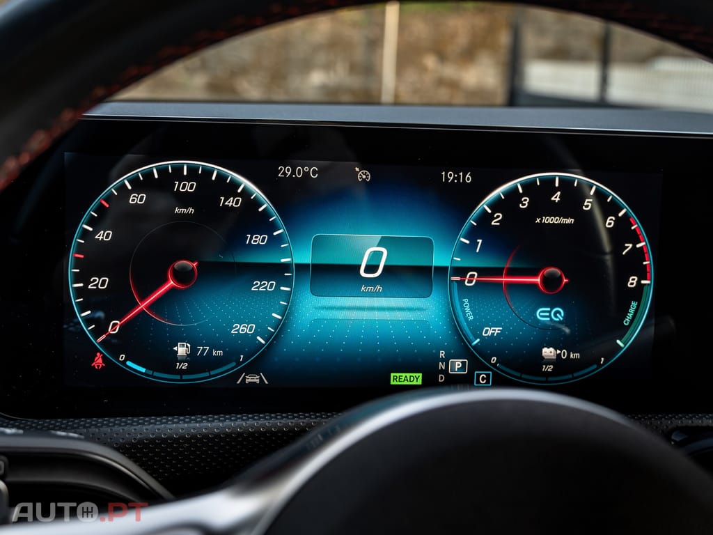 Mercedes-Benz CLA 250 e AMG Line