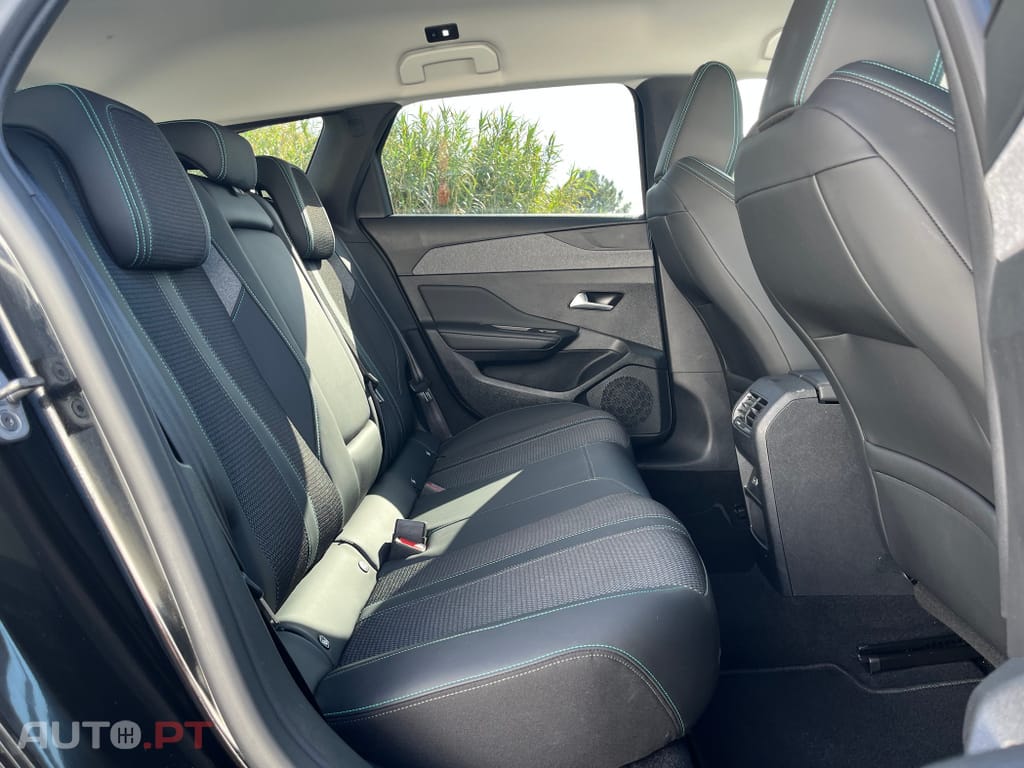 Peugeot 308 BlueHDi FAP 130 EAT8 Stop & Start Allure