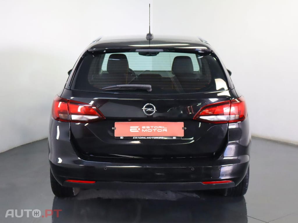 Opel Astra 1.5 Turbo  Design & Tech ST