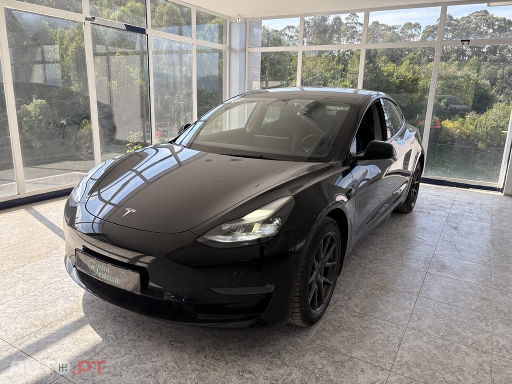 Tesla Model 3 Standard Range Plus RWD