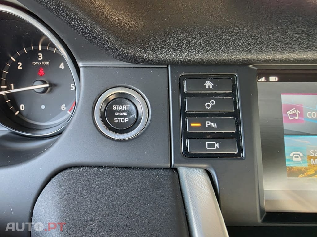Land Rover Discovery Sport 2.0 TD4 HSE Luxury
