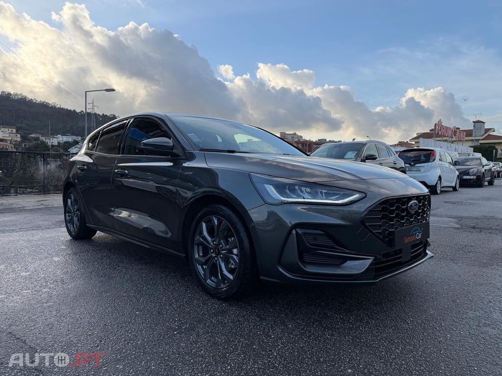 Ford Focus 1.0 EcoBoost MHEV ST-Line