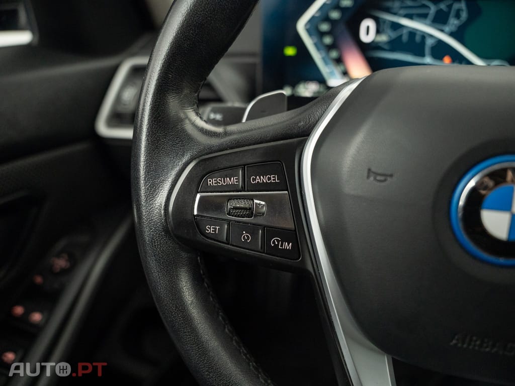 BMW 320 e Auto