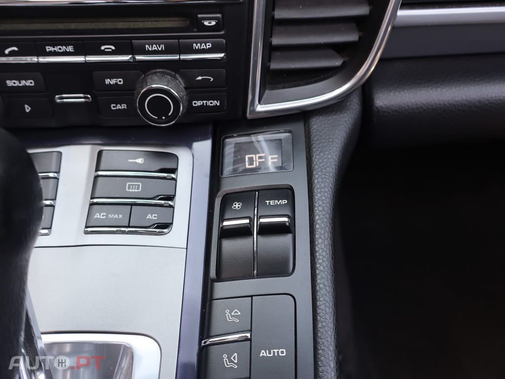 Porsche Panamera Platinum Edition