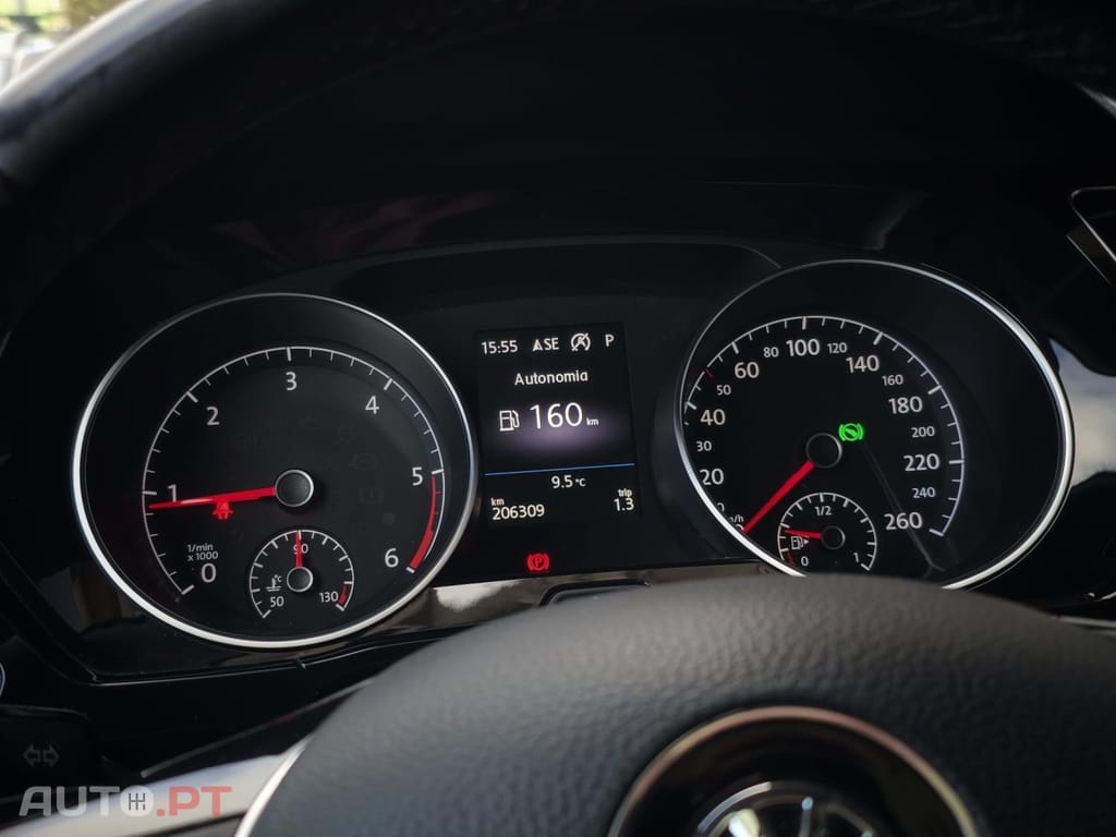 Volkswagen Touran 1.6 TDI Blue.Hig.DSG 5L