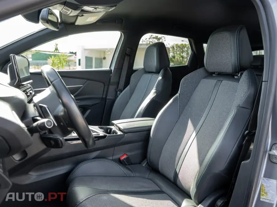 Peugeot 3008 1.6 Hybrid4 Allure Pack e-EAT8