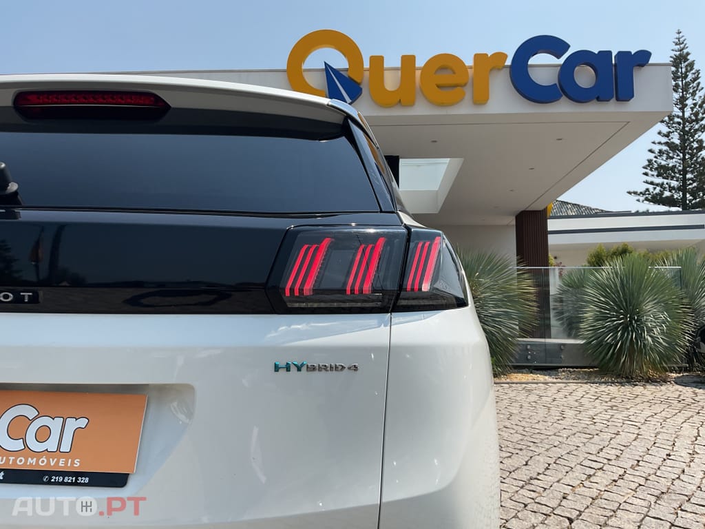 Peugeot 3008 1.6 Hybrid4 Allure e-EAT8