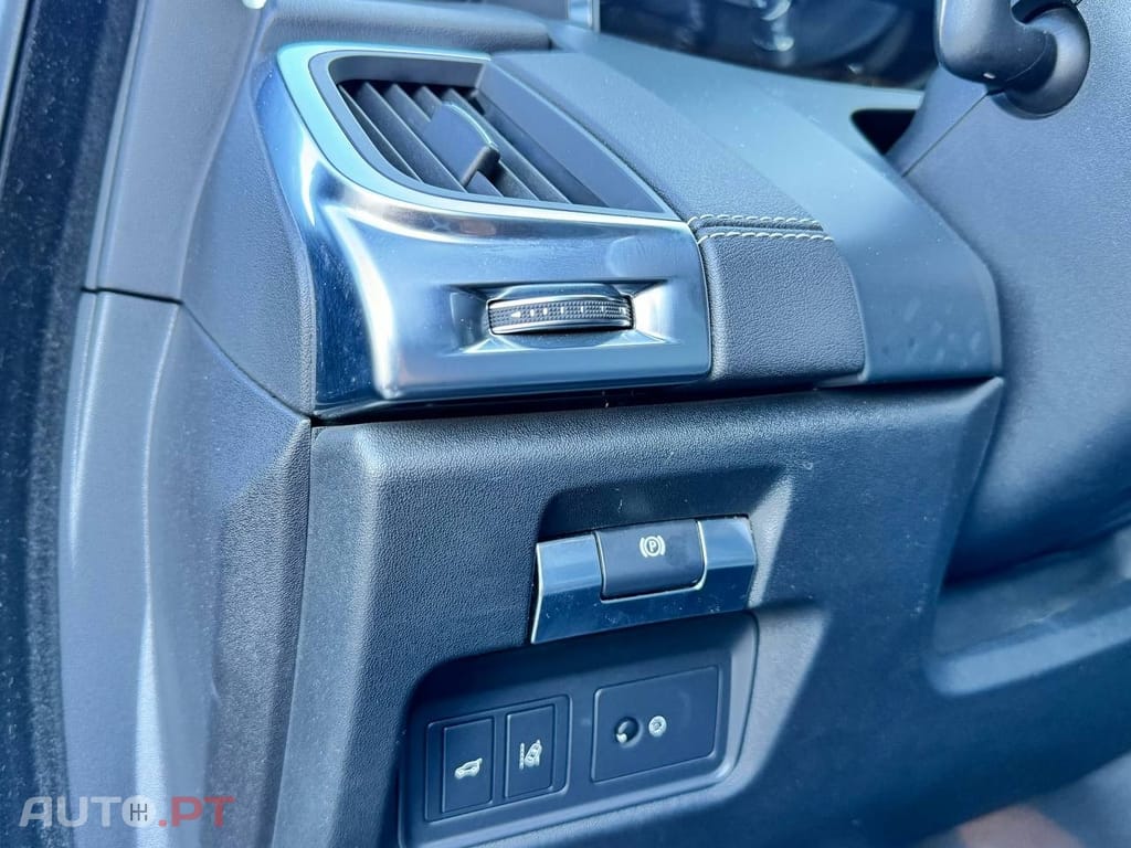 Jaguar E-Pace 2.0 i4D R-Dynamic