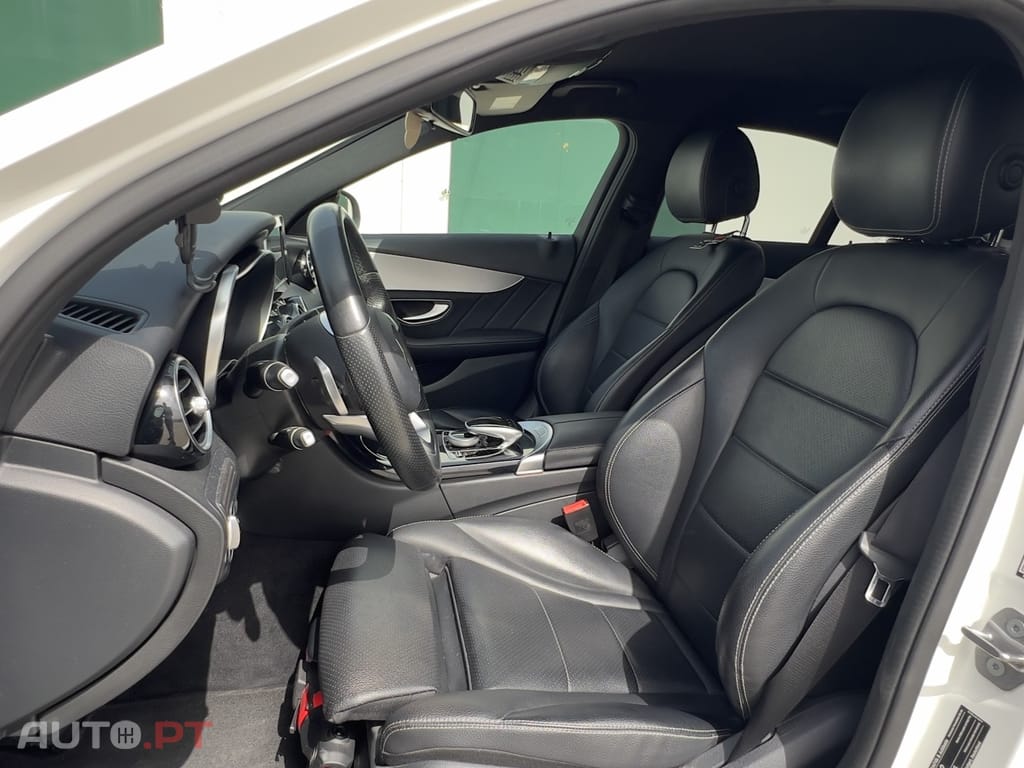 Mercedes-Benz C 300 h AMG Line