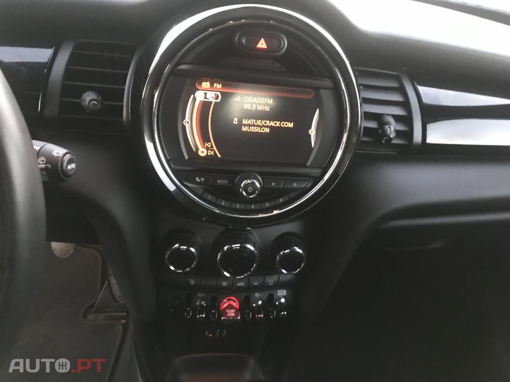MINI Cooper Cooper D