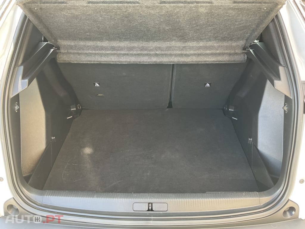Peugeot 2008 1.2 PureTech Active Pack