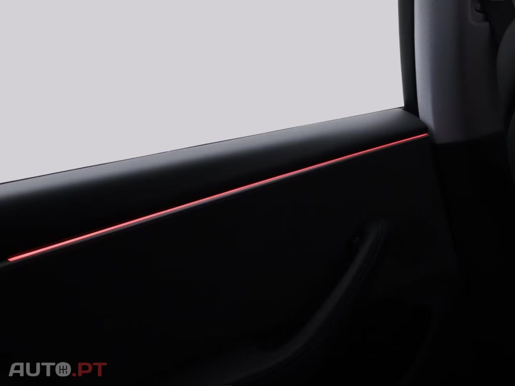 Tesla Model 3 Standard RWD Plus 95% I.V.A DEDUTIVEL