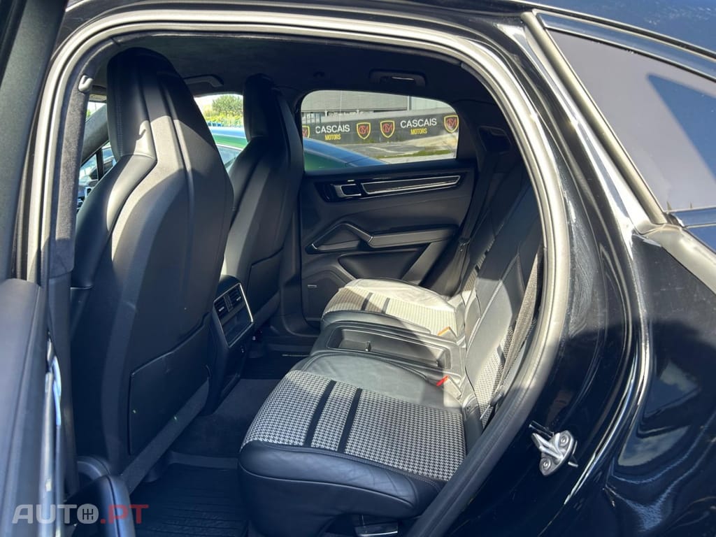 Porsche Cayenne GTS