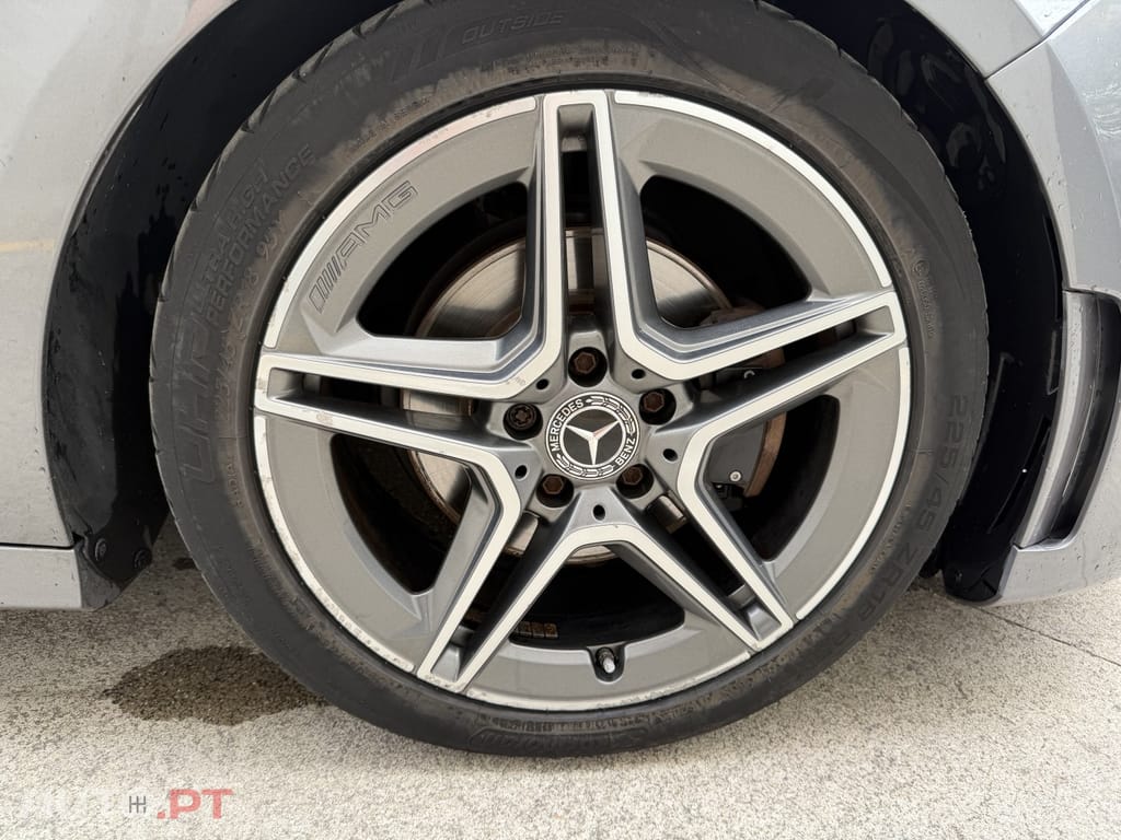 Mercedes-Benz A 180 d AMG Line Aut.