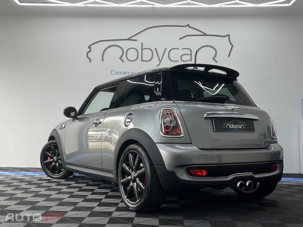MINI Cooper Cooper S
