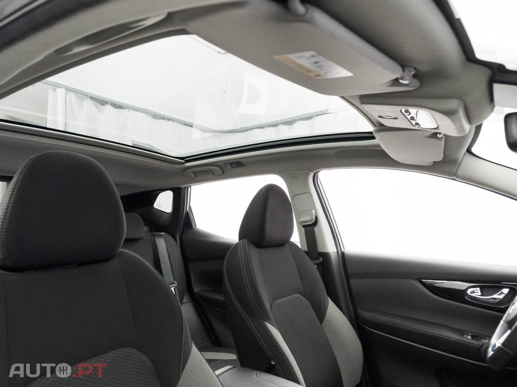 Nissan Qashqai 1.5 dCi N-Connecta