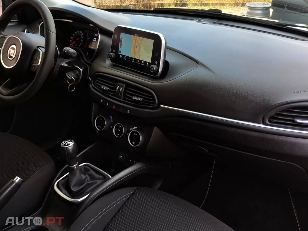 Fiat Tipo 1.3 M-Jet Lounge