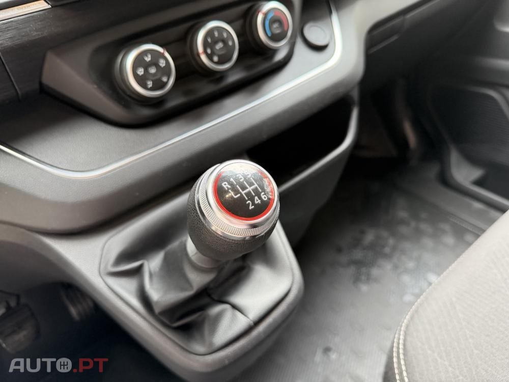 Renault Trafic 2.0 Blue dCi L1 SpaceClass