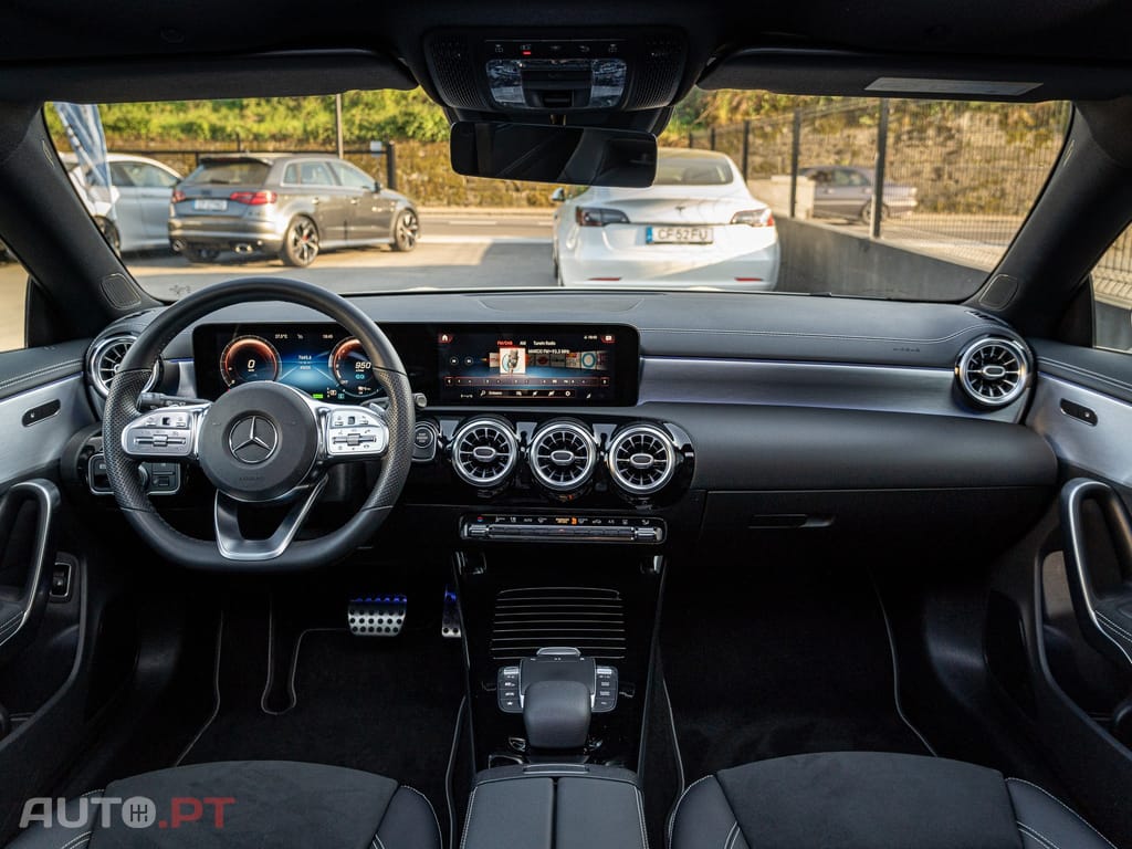 Mercedes-Benz CLA 250 e AMG Line
