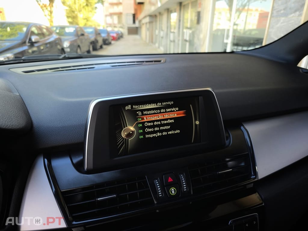 BMW 216 d Line Sport