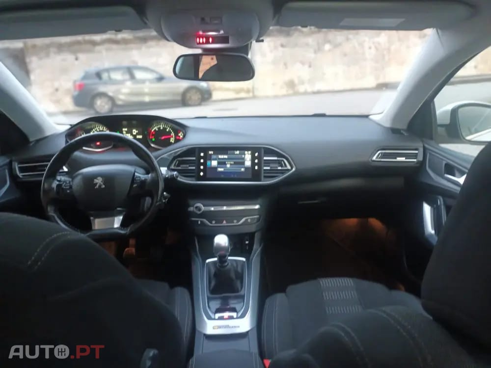 Peugeot 308 SW 1.6 e-HDi Active