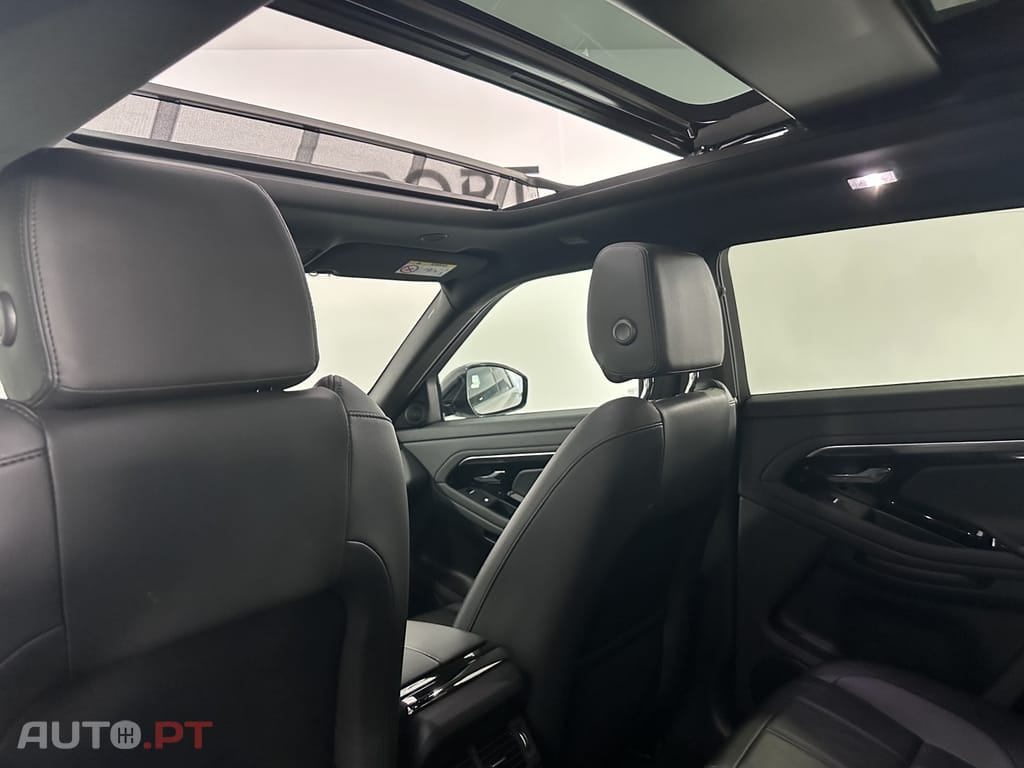 Land Rover Range Rover 1.5 P300e AWD R-Dynamic SE Auto