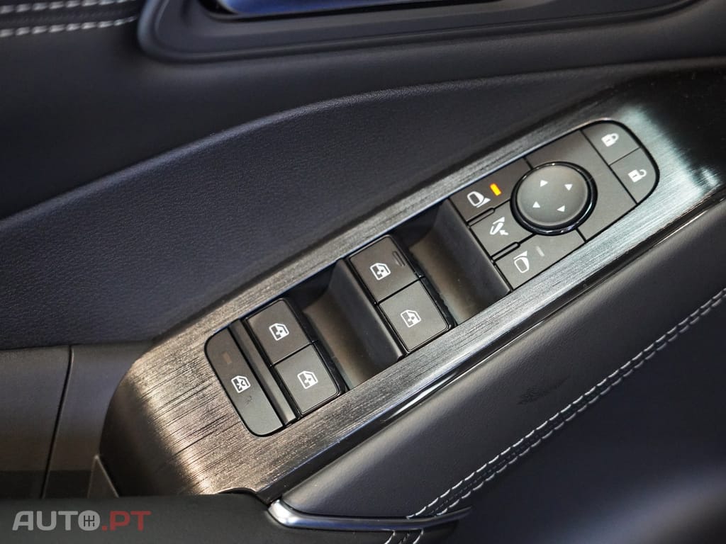 Nissan Qashqai 1.3 DIG-T N-Connecta LED+TT+SKY