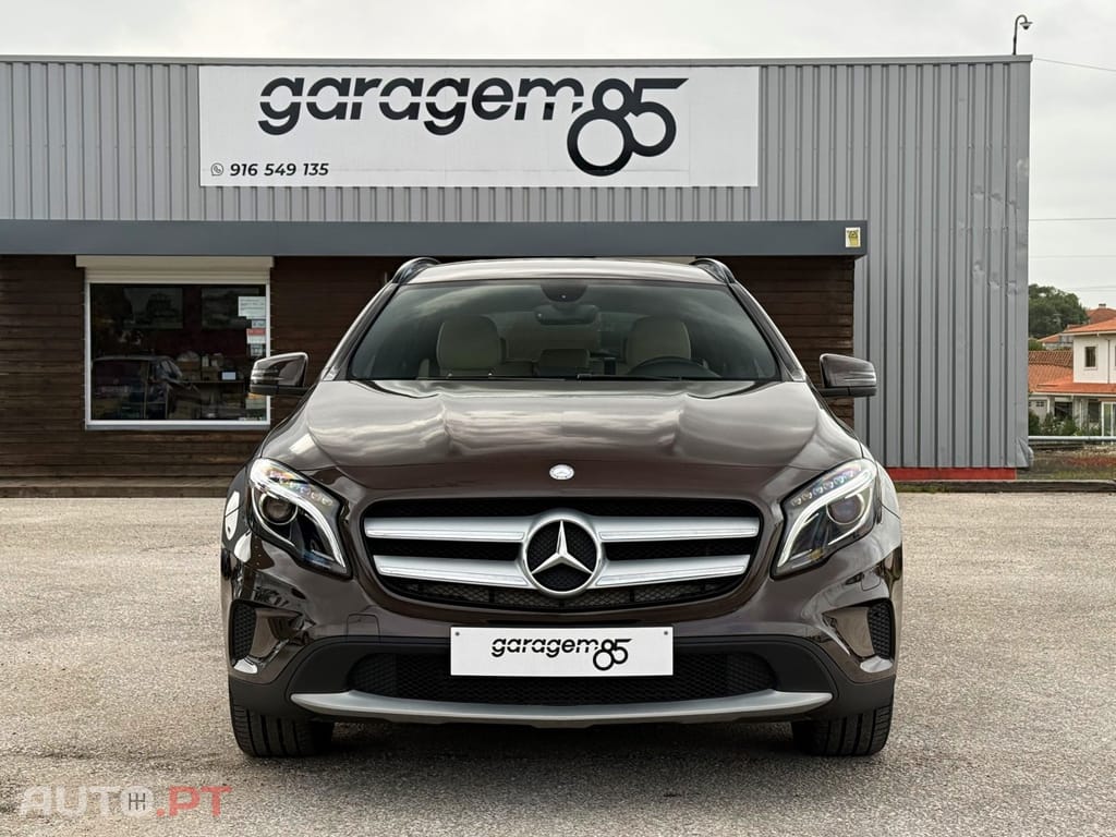 Mercedes-Benz GLA 200 d Style — fotografia 8