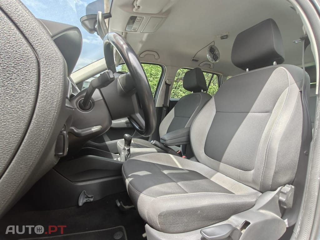 Renault Clio Renault Clio 1.0 TCe Intens Bi-Fuel