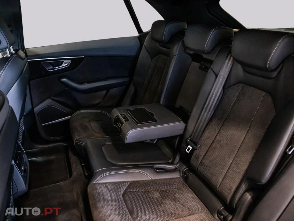Audi Q8 I.V.A DEDUTÍVEL  55TFSIe 2x