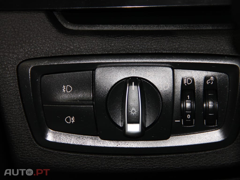 BMW X1 16 d sDrive Advantage