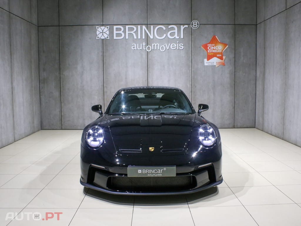 Porsche 992 GT3 Touring Package