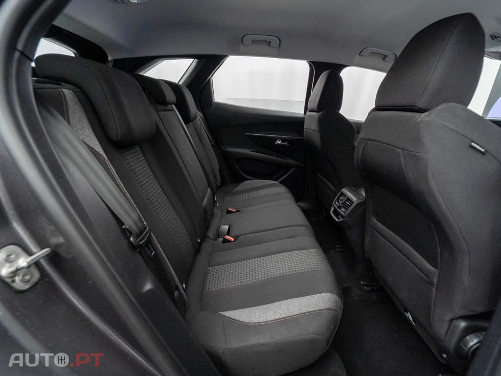 Peugeot 3008 1.2 PureTech Active Pack
