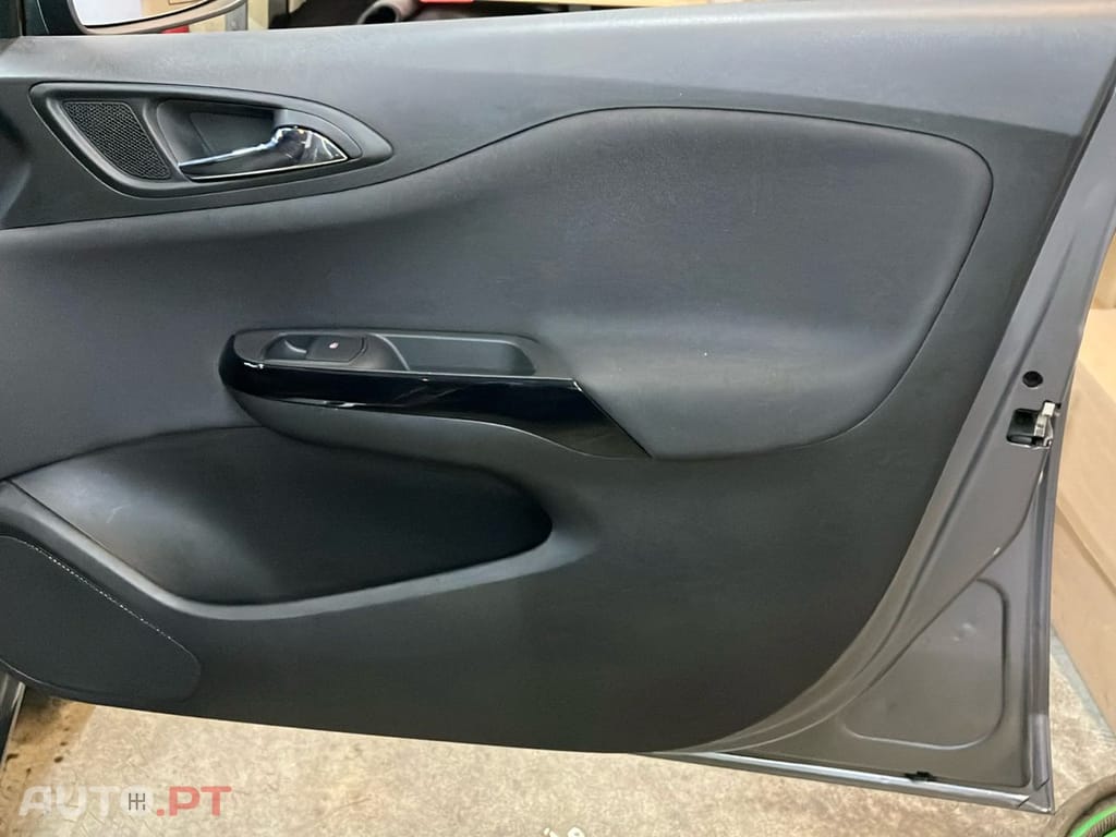 Opel Corsa 1.4 Dynamic Easytronic