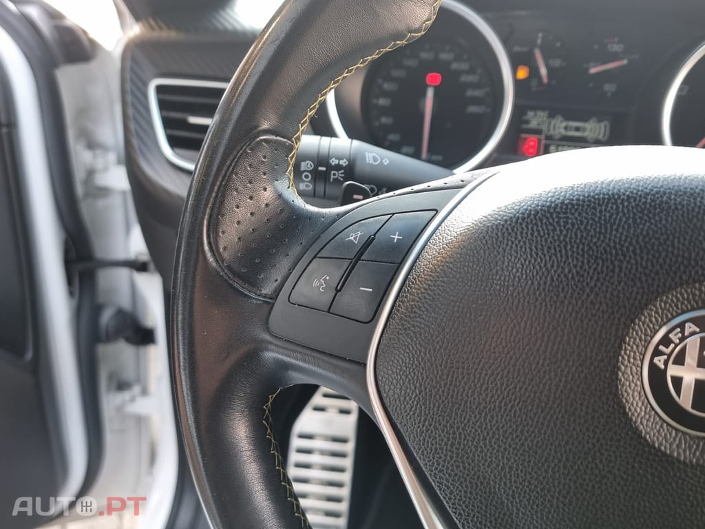 Alfa Romeo Giulietta 1.6 JTDm Sport J18 TCT