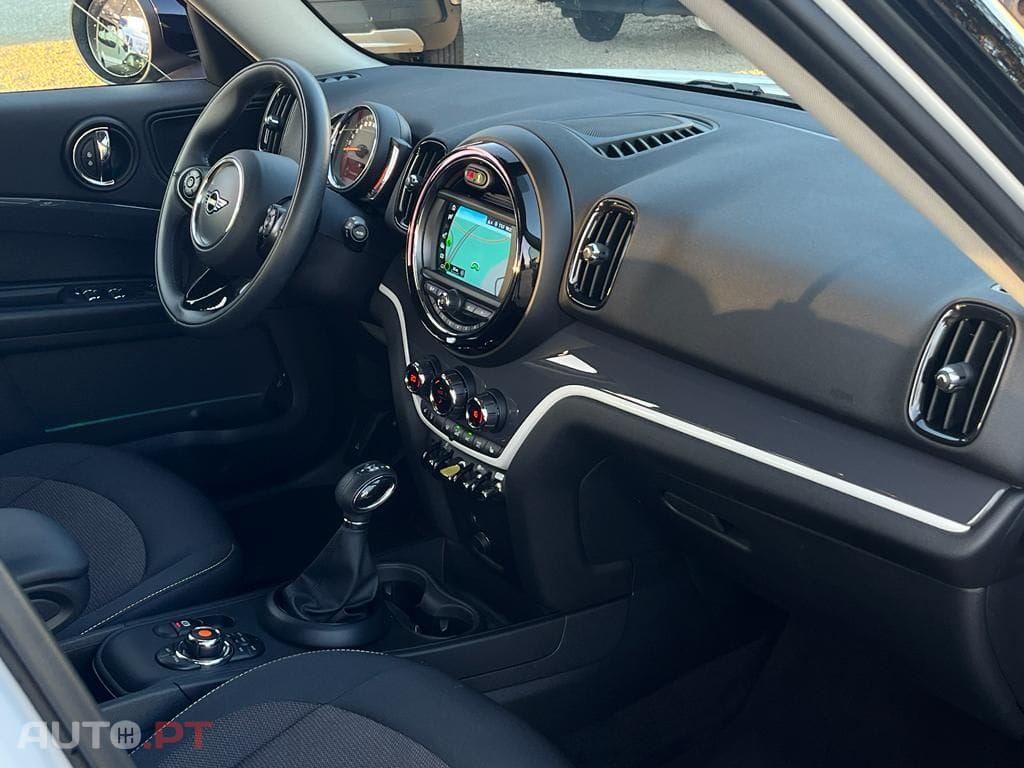 MINI Countryman COUPER SE ALL4