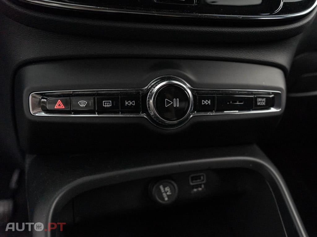 Volvo XC40 1.5 T5 PHEV Inscription Expression