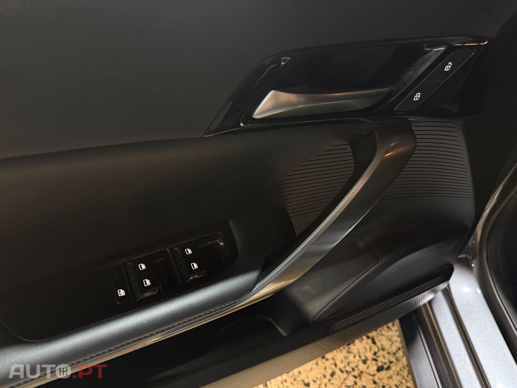 MG MG4 64 kWh Luxury