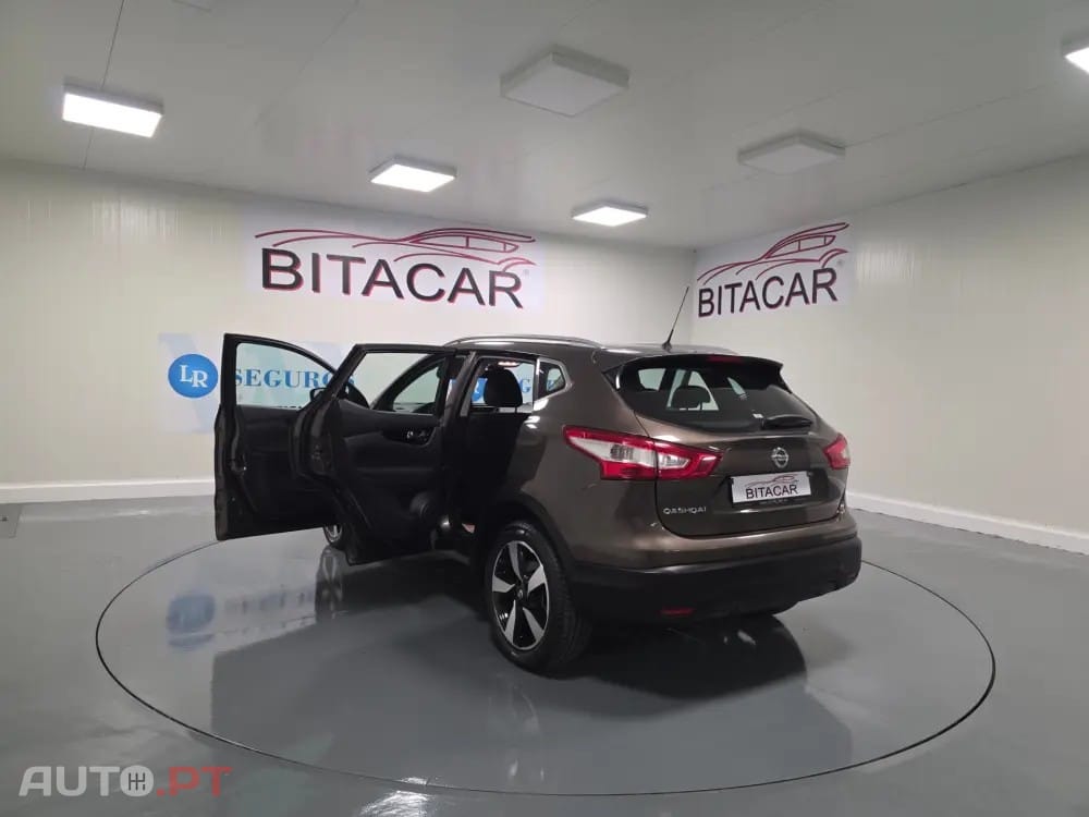 Nissan Qashqai 1.5 dCi N-Connecta Led
