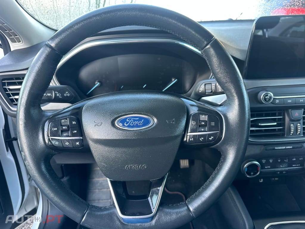 Ford Focus SW 1.5 TDCi EcoBlue Titanium