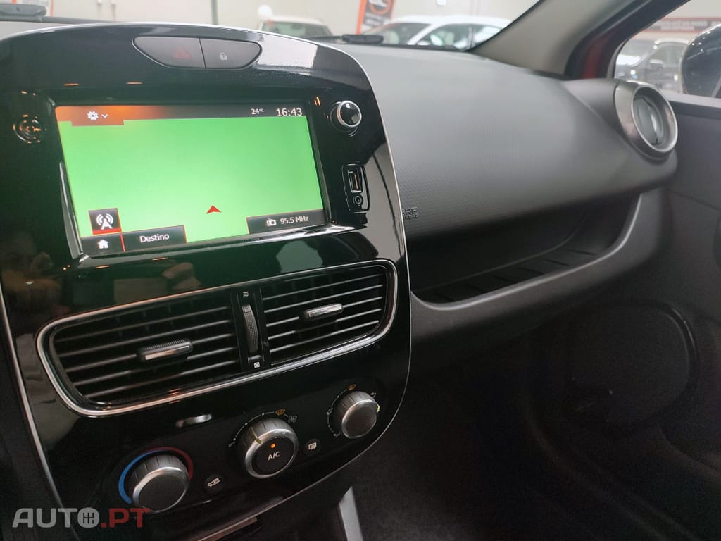 Renault Clio Limited